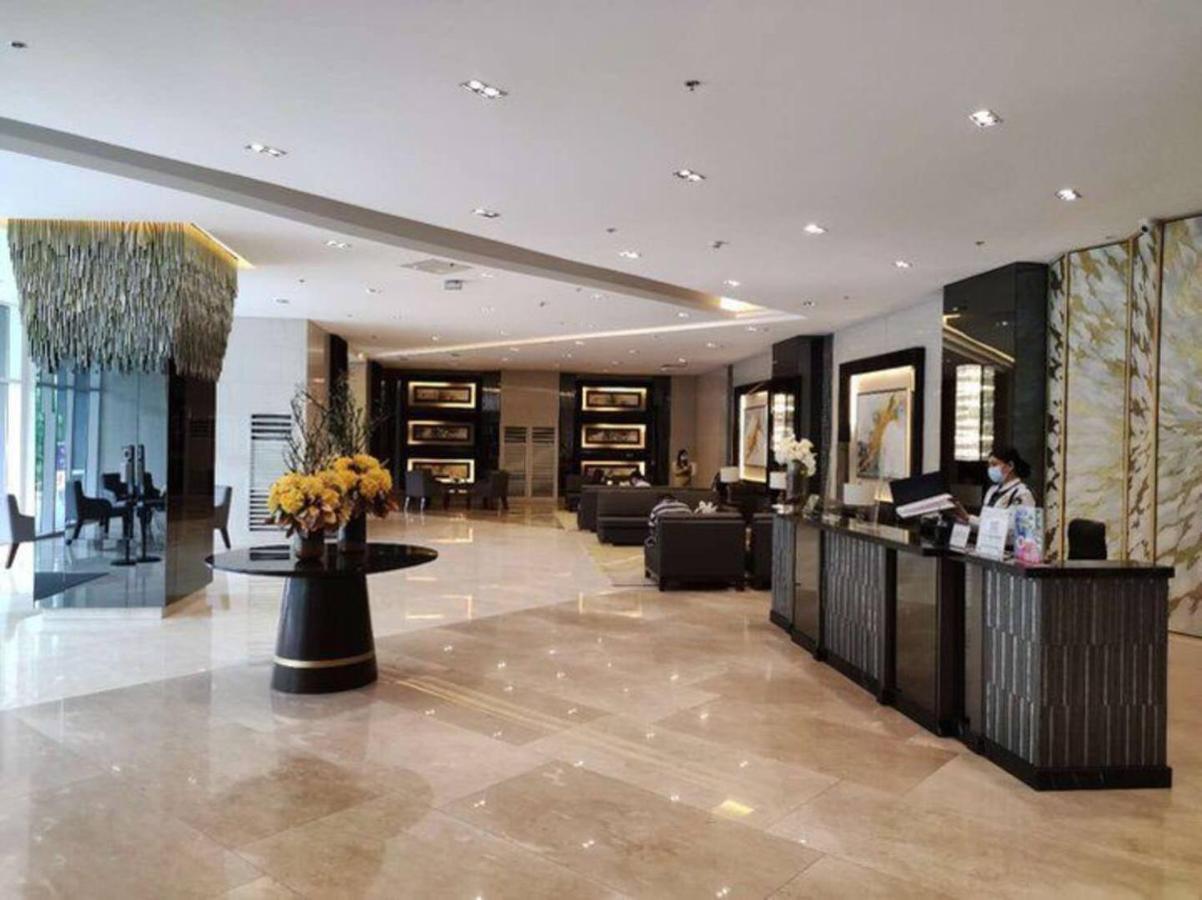Penthouse Studio At Fame Residence 41St Floor, Shangrila-Megamall Manilla Buitenkant foto