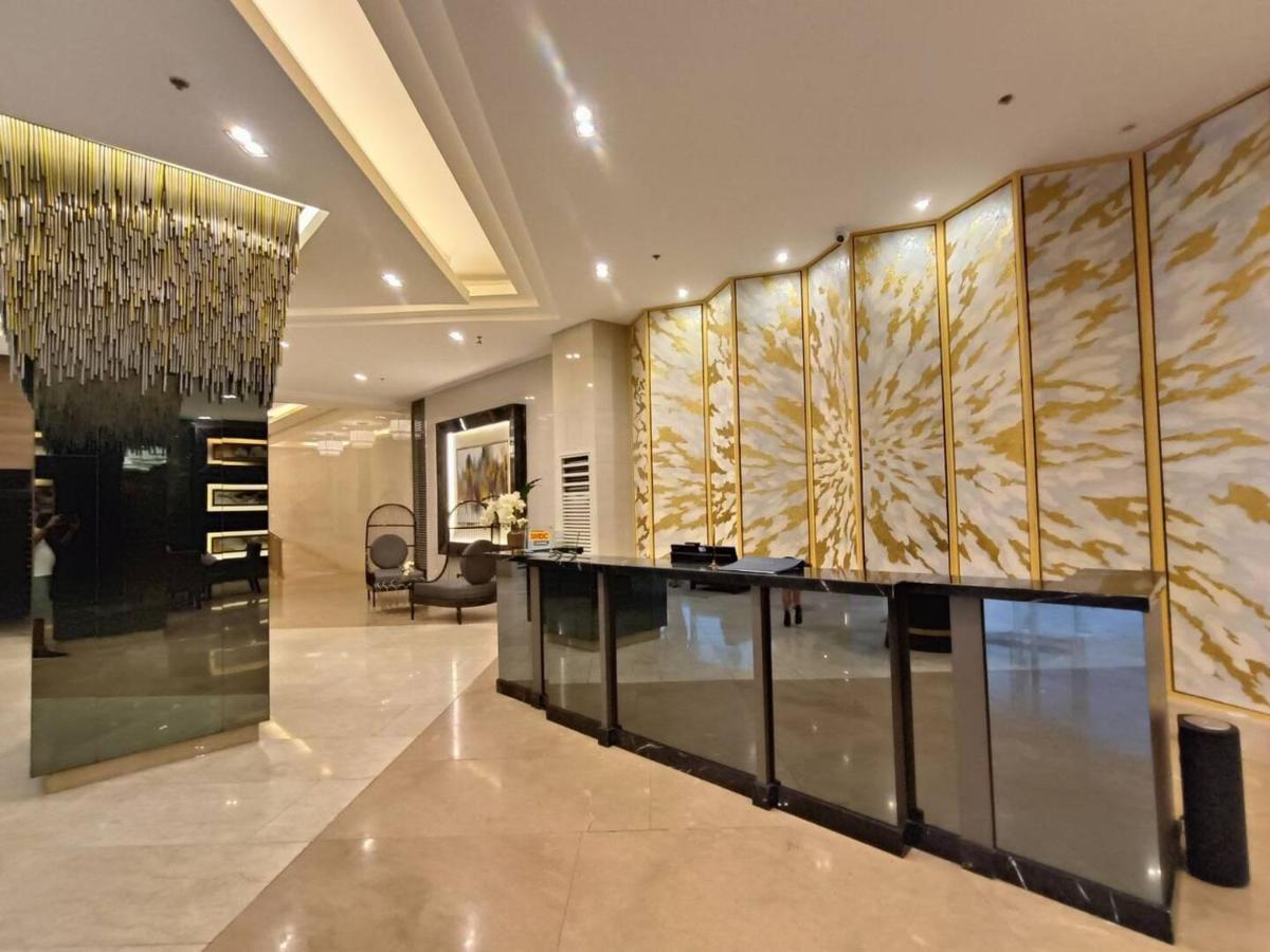 Penthouse Studio At Fame Residence 41St Floor, Shangrila-Megamall Manilla Buitenkant foto
