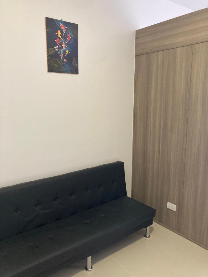 Penthouse Studio At Fame Residence 41St Floor, Shangrila-Megamall Manilla Buitenkant foto